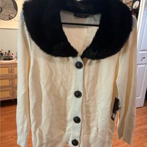 Nic $ Zoe white with fur collar size L
